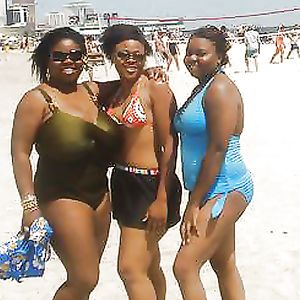 Ebony bikini babes - black and ebony