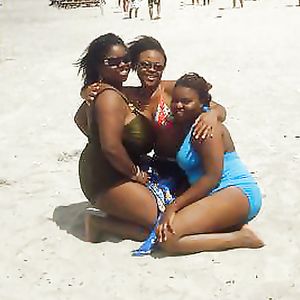 Ebony bikini babes - black and ebony