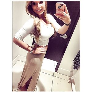 Busty Teen Nicole - amateur