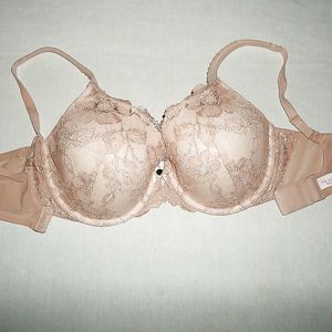 Bra shots - big boobs