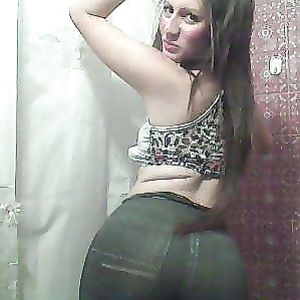 Amateur Cute Girl with Big ASS - amateur