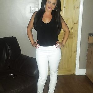 Hot chav slut! Plz comment and rate for more - brunette