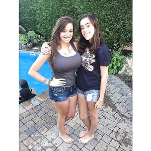 Busty Teen Nicole - teen