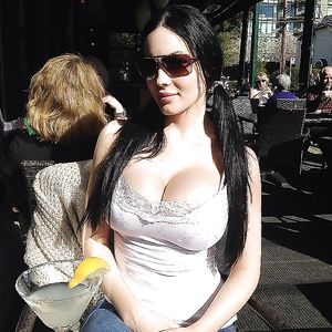 Webtastic Special: Plastic Bitch - big boobs