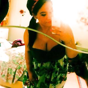 Its Me :) - big boobs