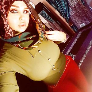 Oriental Poison - big boobs