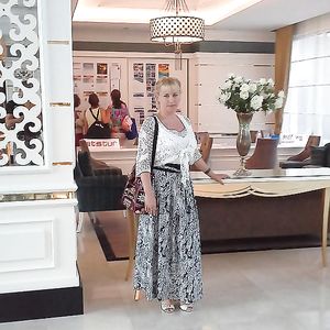 sexy Mature blonde Elena - big boobs