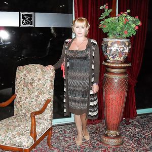 sexy Mature blonde Elena - big boobs