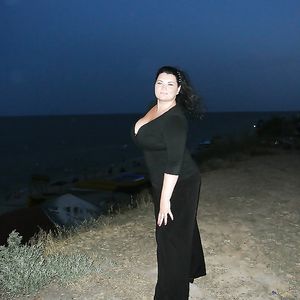 Busty Russian Woman 2322 - big boobs