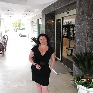 Busty Russian Woman 2322 - big boobs