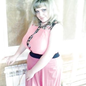 Busty Russian Woman 2320 - big boobs