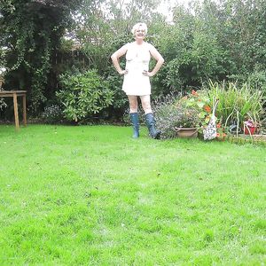 Alluring Granny GILF! - Alison - asses