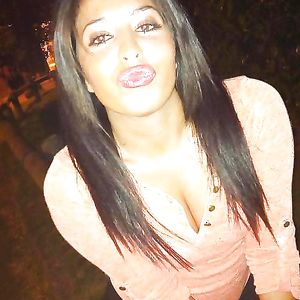 beurette salope facebook - tits