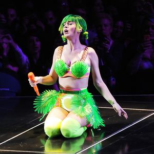 Katy Perry 12 - big boobs