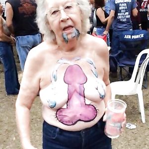 Webtastic Special: The fun, the giant and the other - Vol.48 - big boobs