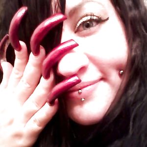 Nail Queen Talynn - femdom