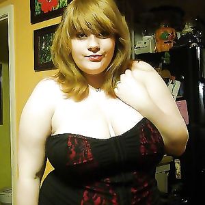 Chubby and sexy - amateur