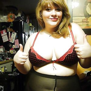 Chubby and sexy - amateur