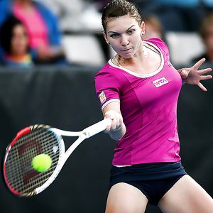 Simona Halep - brunette