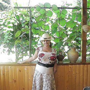 Busty Russian Woman 2315 - big boobs