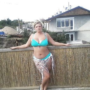 Busty Russian Woman 2313 - big boobs