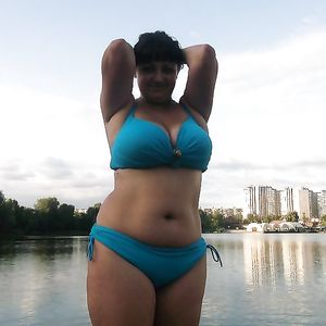 Busty Russian Woman 2313 - big boobs