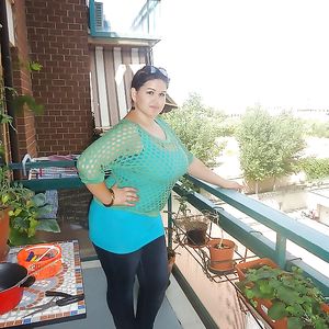 Busty Russian Woman 2350 - big boobs