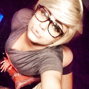 ricki love - close-up