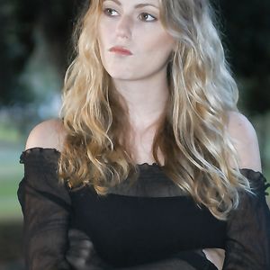 Diora Baird - celebrity