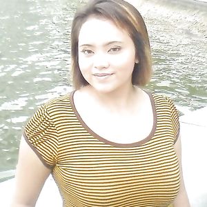 Thick malay with huge knockers - tits