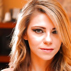 Photoshoot With Kylie Kohl 1 - camel toes