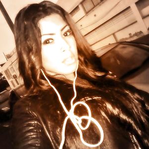 Belles et bonnes beurettes 3 - big boobs