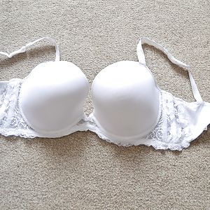 Used G bras - non-porn