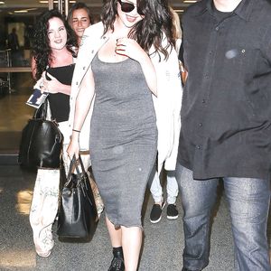 Selena Gomez Sexy LAX - big boobs