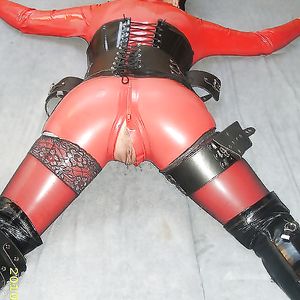 LUCIOUS LOVELY LATEX LADIES - big boobs