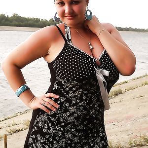 Busty Russian Woman 2354 - big boobs