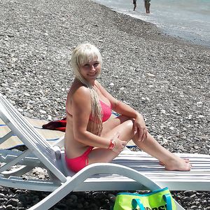 Busty Russian Woman 2352 - big boobs