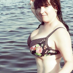 Busty Russian Woman 2347 - big boobs