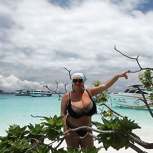 Busty Russian Woman 2351 - big boobs