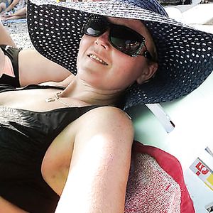 hot blonde milf Natalia - blonde