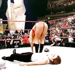 Wanking over Trish Stratus - babe