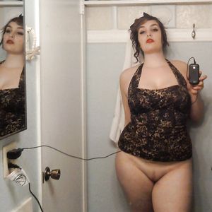 Selfie Amateur BBWs, Curvy and Thick! - vol 48! - big boobs