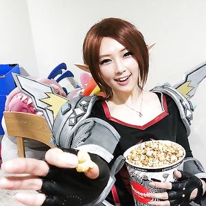 Cosplayer Doremi (Korean) - brunette