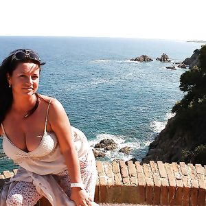 Busty Russian Woman 2359 - big boobs