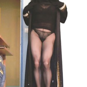 black pantyhose in niqab - milf