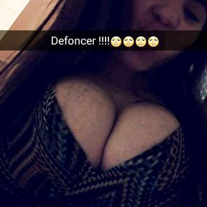 Beurette Gros Airbag II - big boobs