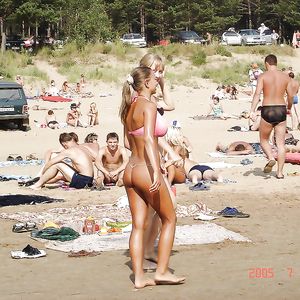 Amateur huge tits slim girl - hidden camera