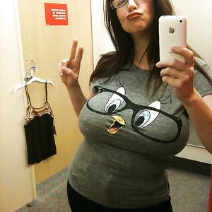 Big Boobs, Big Pussy Lips and BWC's - milf