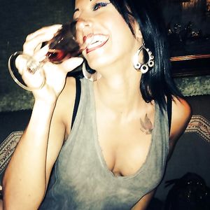 salope facebook45 - big boobs