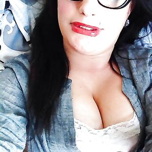 salope facebook gros seins - teen